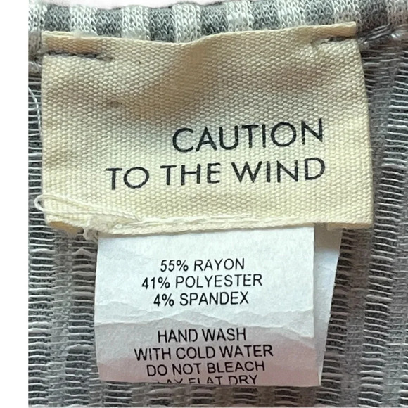 ANTHROPOLOGIE CAUTION TO THE WIND JERSEY ROMPER GRAY CROPPED JUMPER SIZE SMALL - Picture 5 of 6